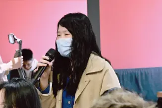 △直线传播罗碧兰